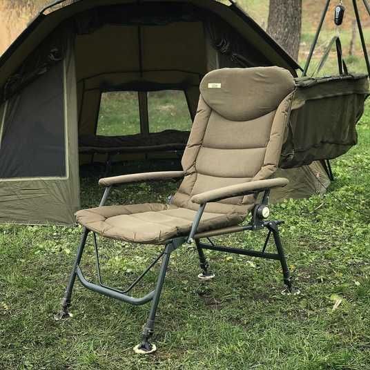 Крісло коропове Carp Zoom Marshal Camou VIP Chair